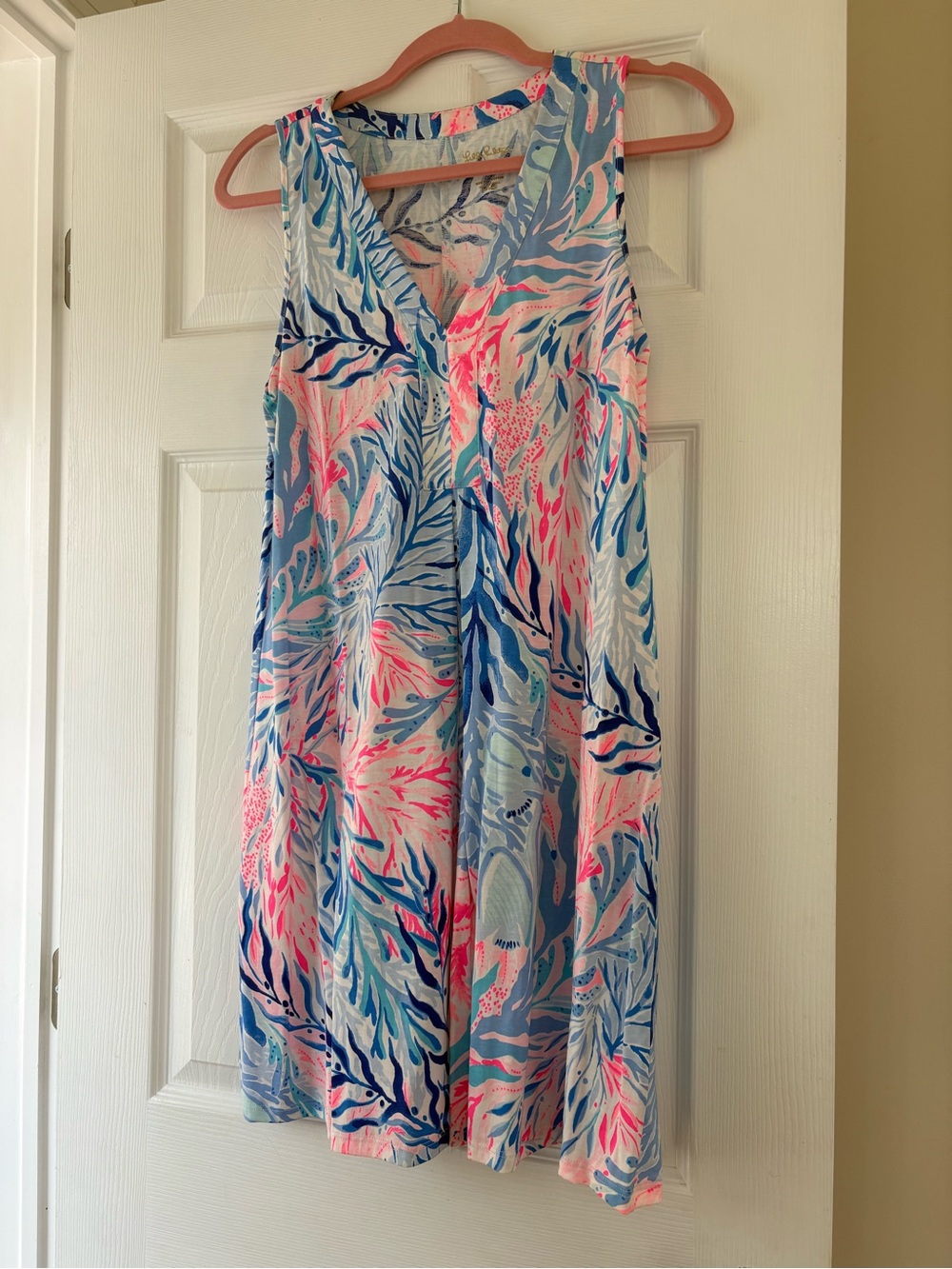 Sleeveless V-Neck Tropical Print Summer Dress - Blue & Pink size small
